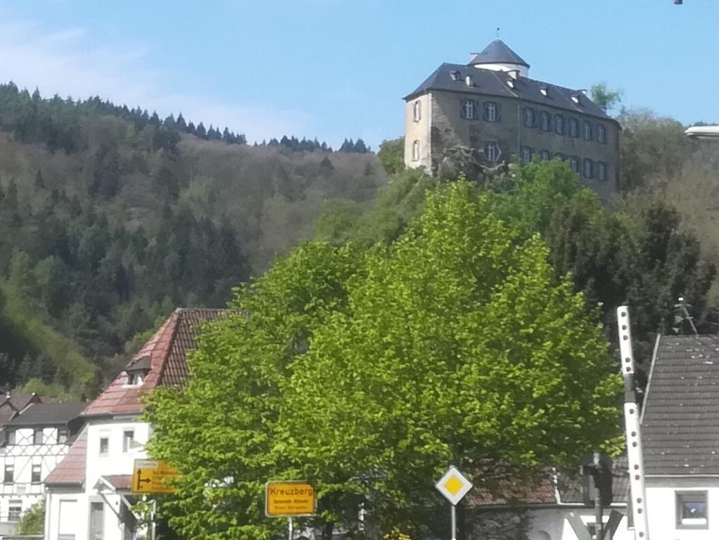 Gastehaus Am Fels Hotel Алтенар Екстериор снимка